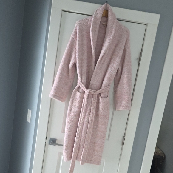 Barefoot Dreams Other - Barefoot Dreams Cozy Chic Heather Pink/white Bathrobe!